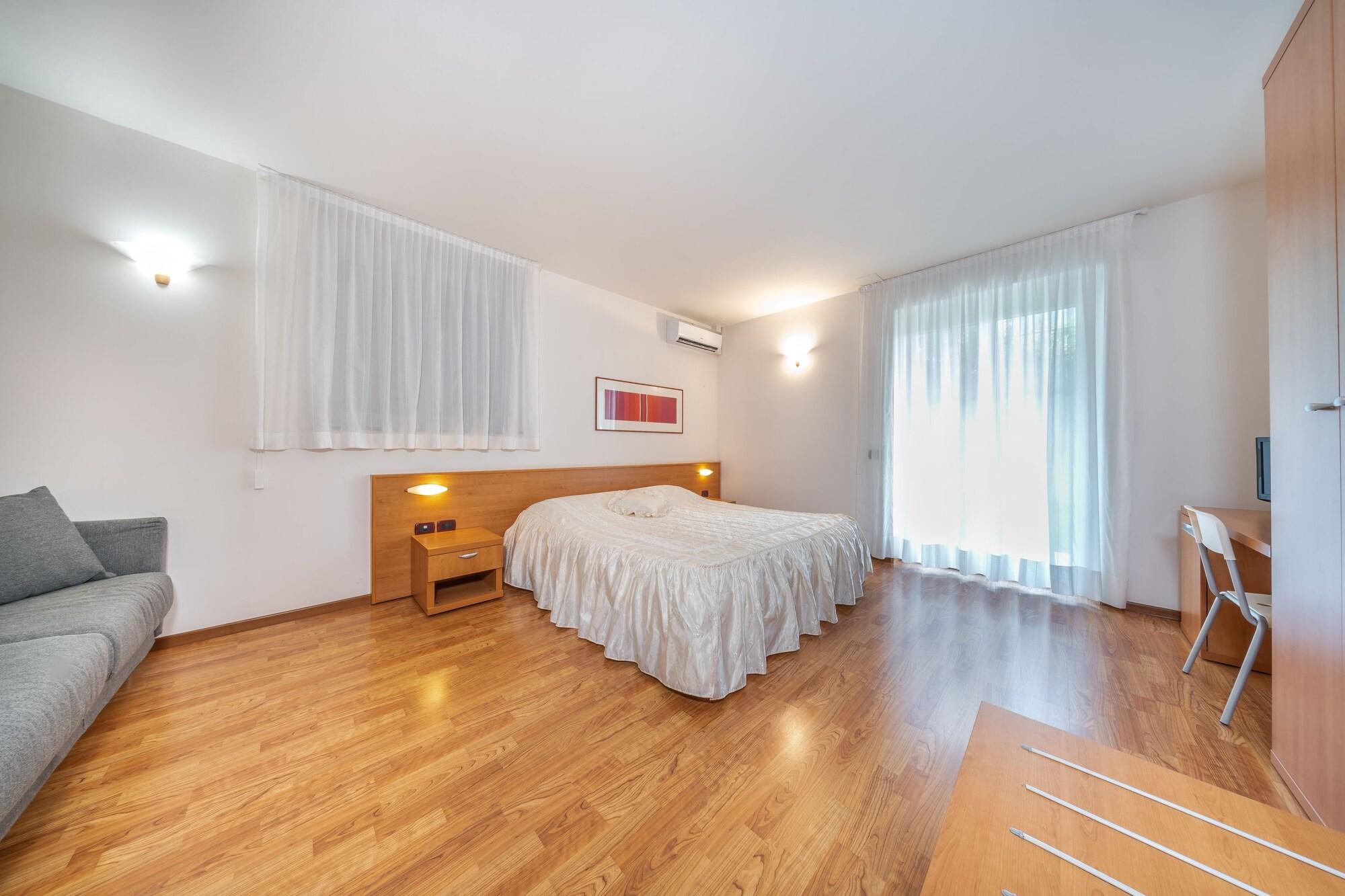 Hotel Karinhall Тренто Экстерьер фото